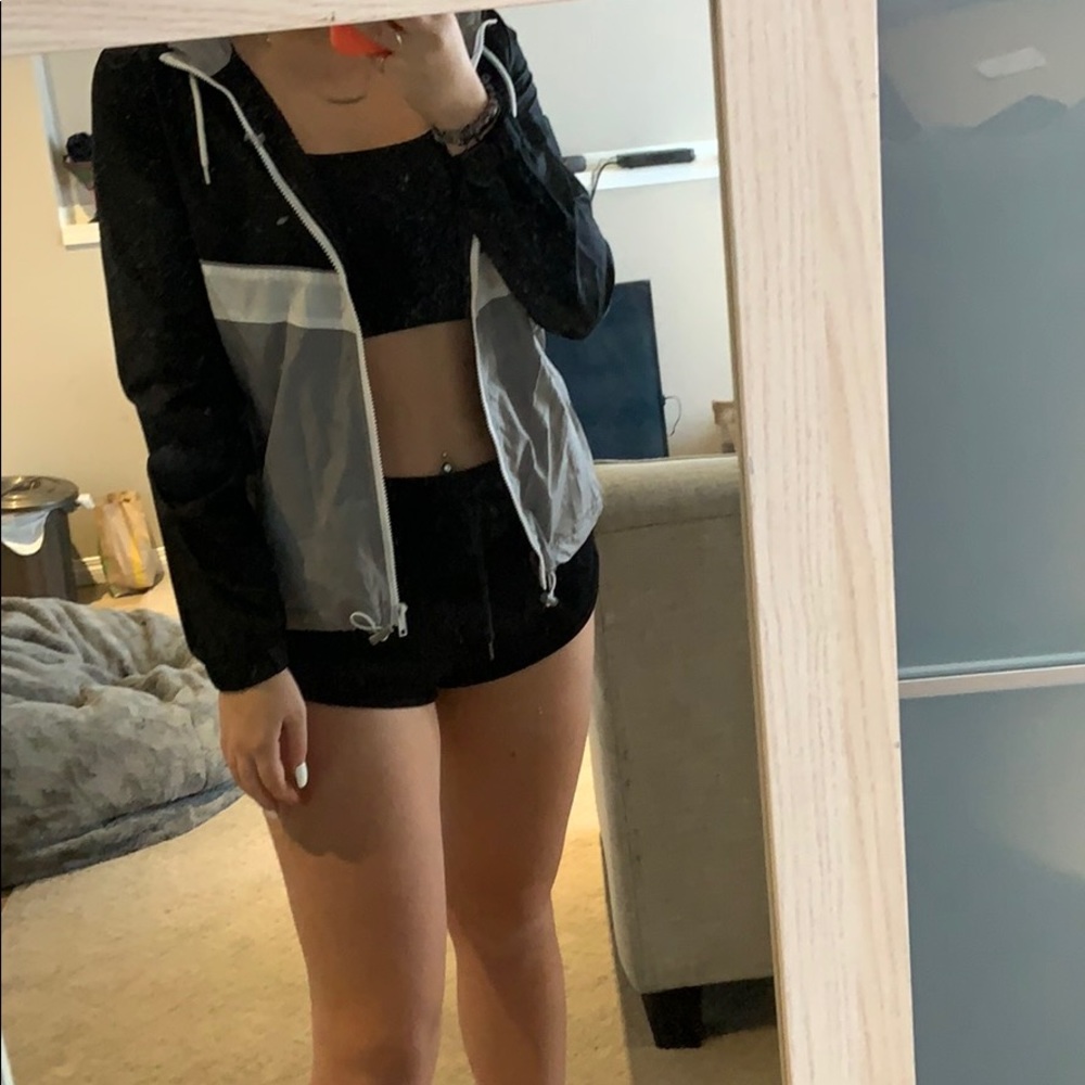 Zumies wind breaker
